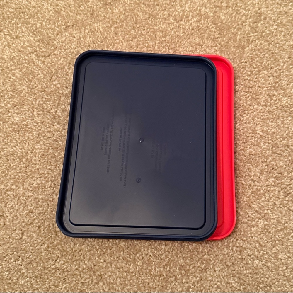 Pyrex 6 Cup Rectangle Lids - 7211 - Picture 2 of 3